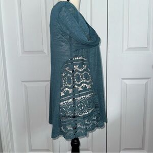 New Rewind Teal Lace Detail lightweight sweater size XL long sleeves Boho vibes‎